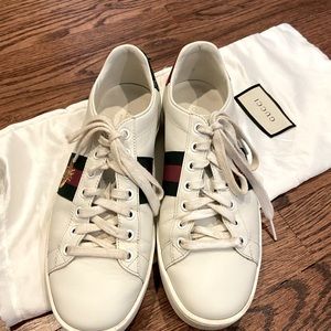 Authentic Gucci Bee tennis shoes